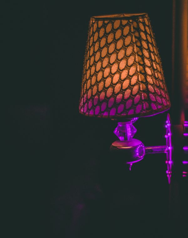 Table lamp