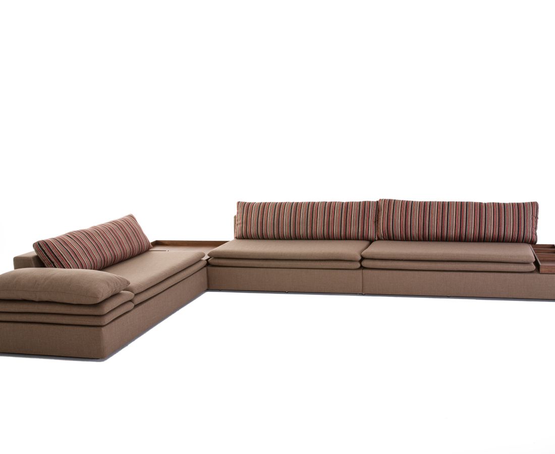 Brisbane sectional, studio