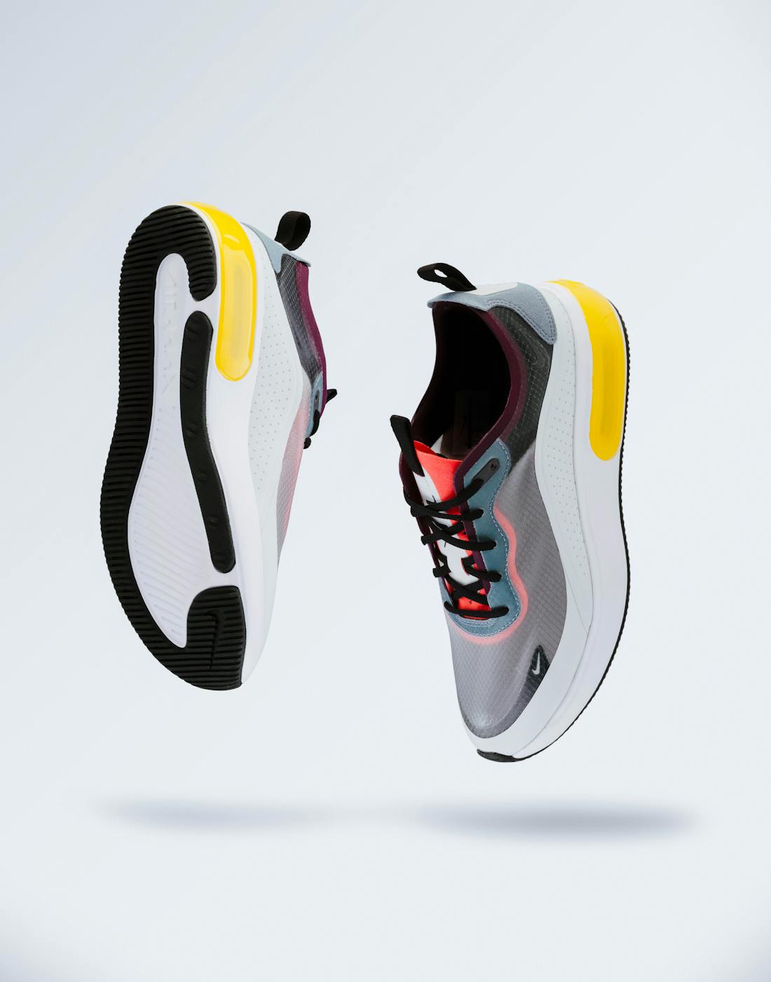 Air runner trainers